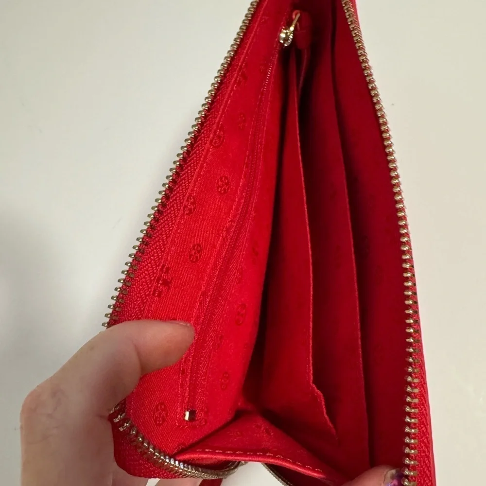 Tory Burch Women's deep red  Large Pebbled zip around clutch/wallet